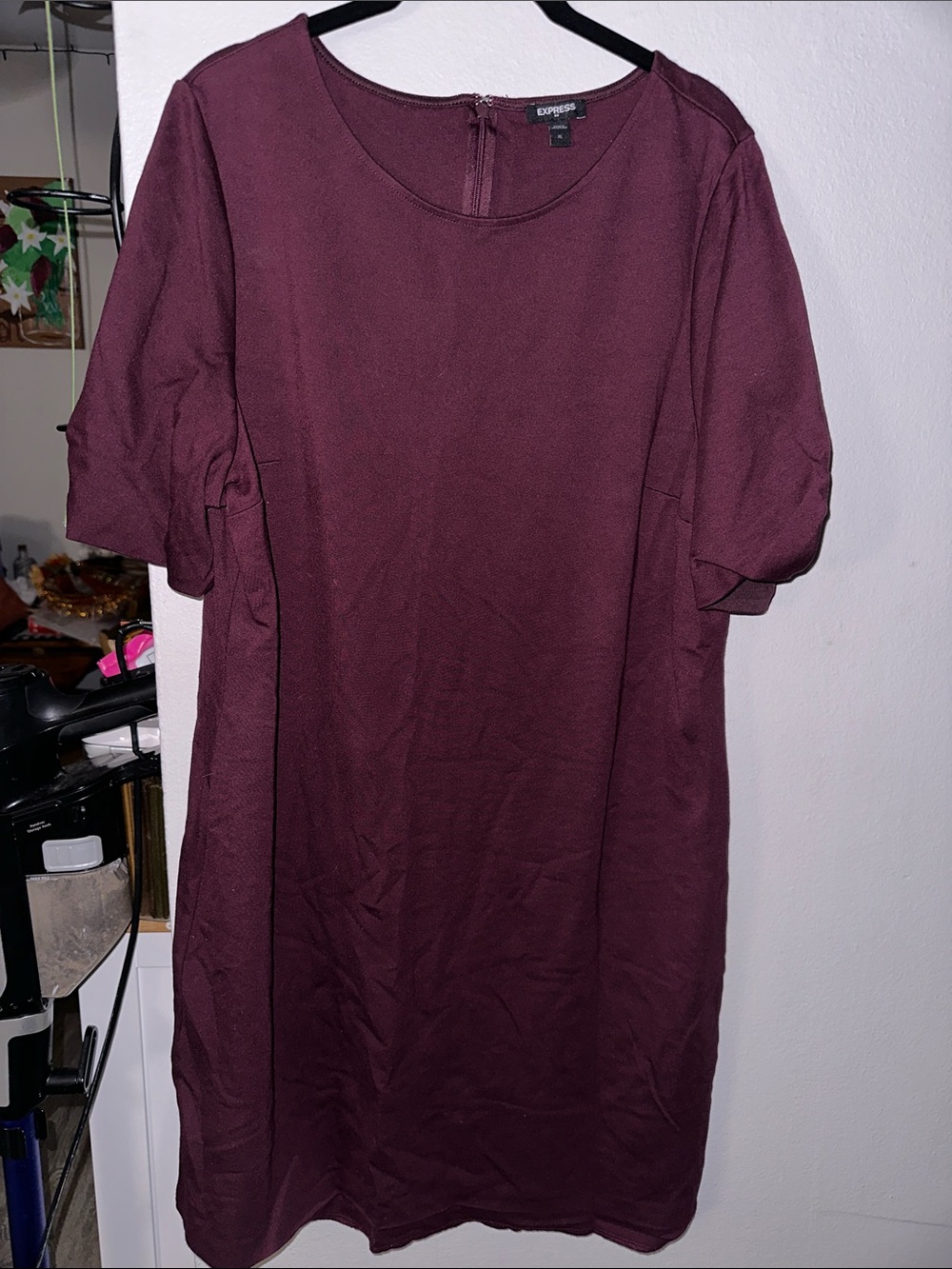 Express Women's Midi Shift Dress in Burgundy